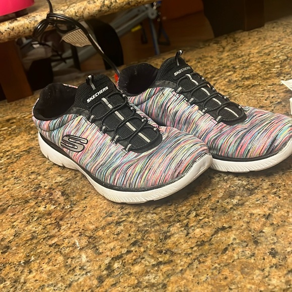 Women sport Empire rock sneaker. Used Rubber sole. Air cooled memory foam size9 - Picture 1 of 4